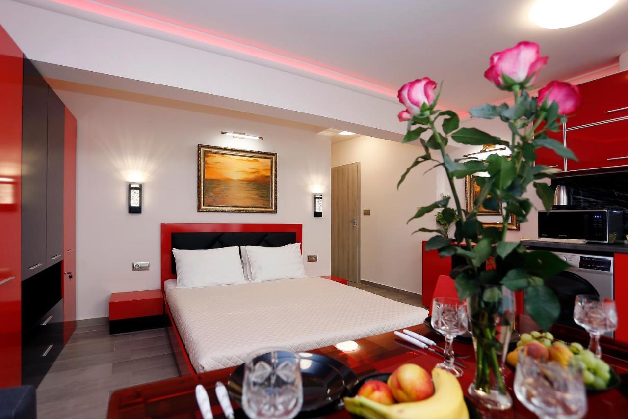 Deluxe 2 Studios City Center Burgas Exterior photo