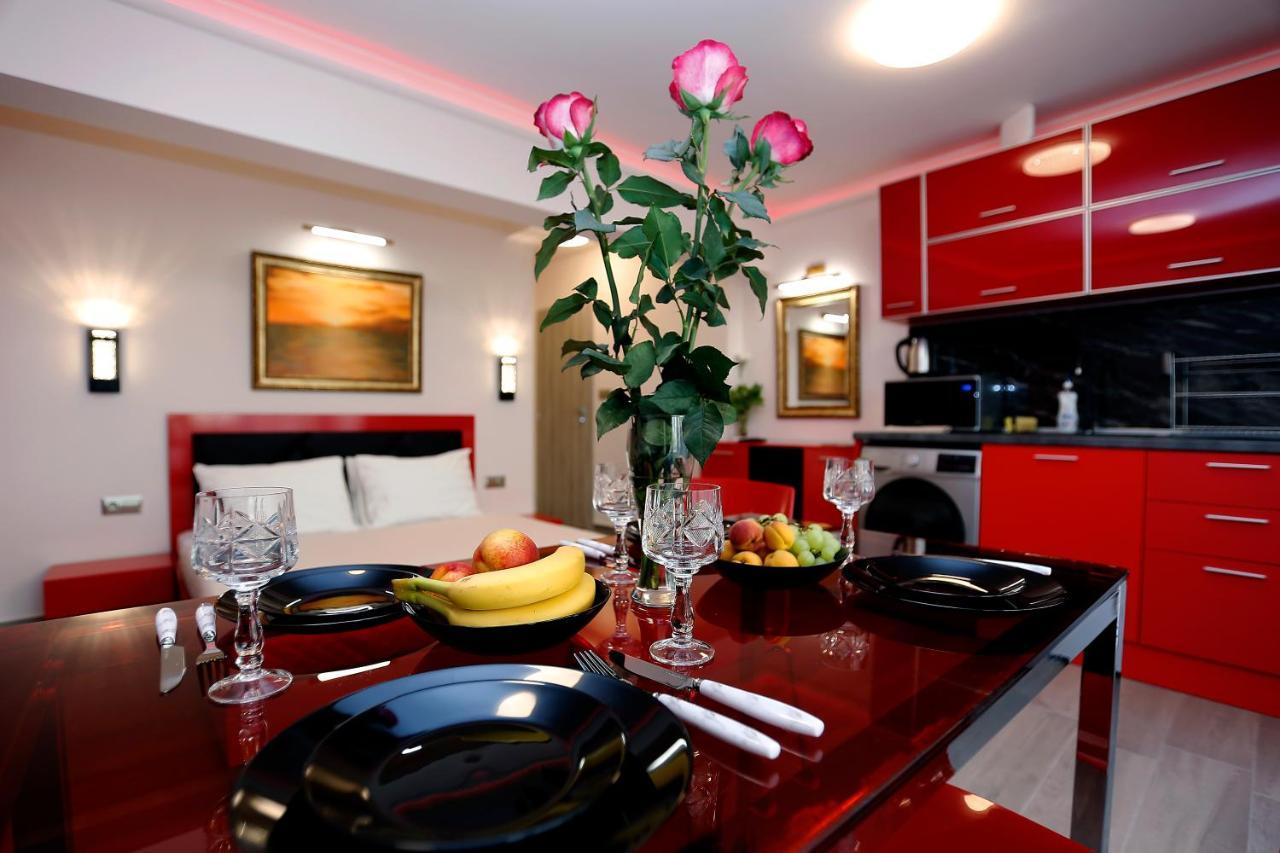 Deluxe 2 Studios City Center Burgas Exterior photo