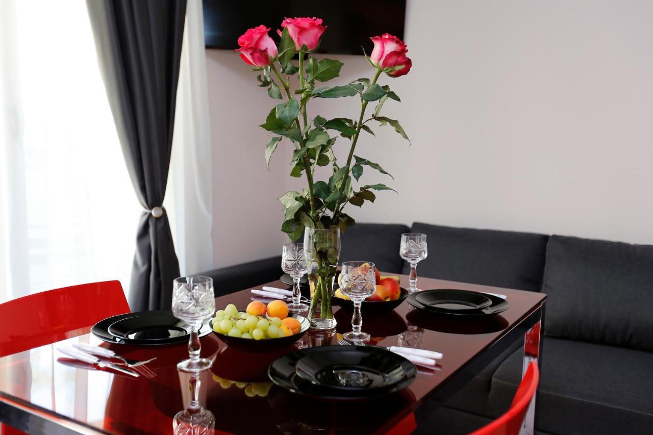 Deluxe 2 Studios City Center Burgas Exterior photo