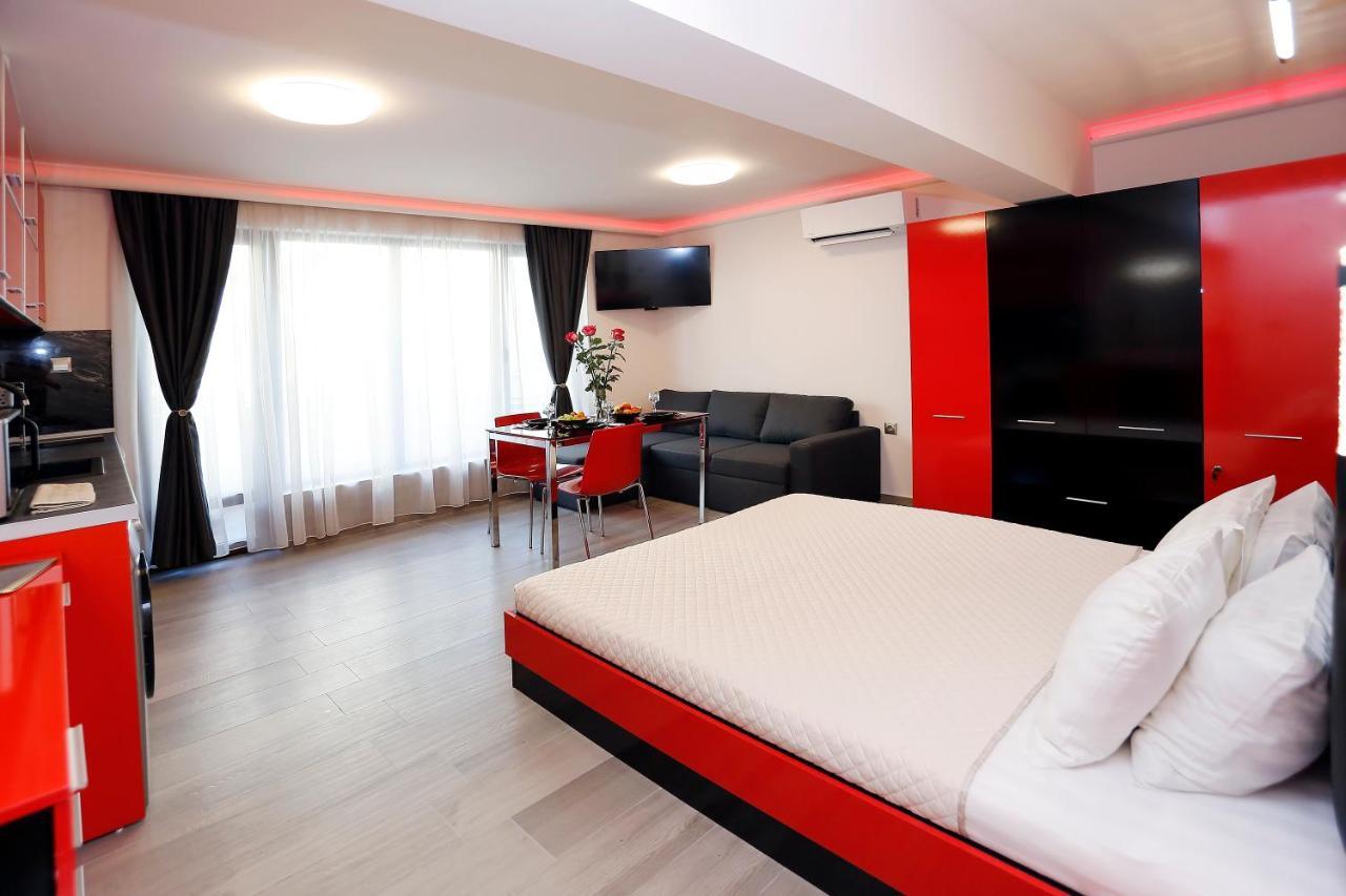 Deluxe 2 Studios City Center Burgas Exterior photo